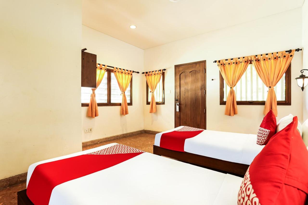 Oyo 90893 Mimpi Bungalows Kuta Lombok Exterior foto
